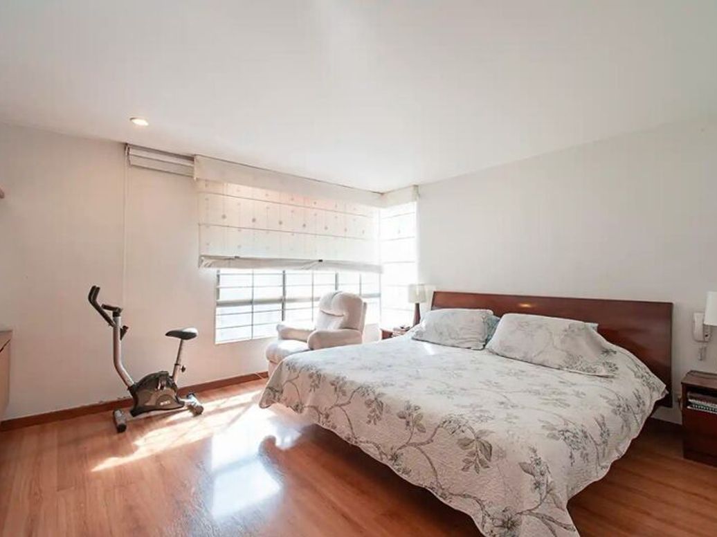 Apartamento de 3 alcobas en venta en Cr Versalles, Bogotá, 180 m² · foto 12 de 13