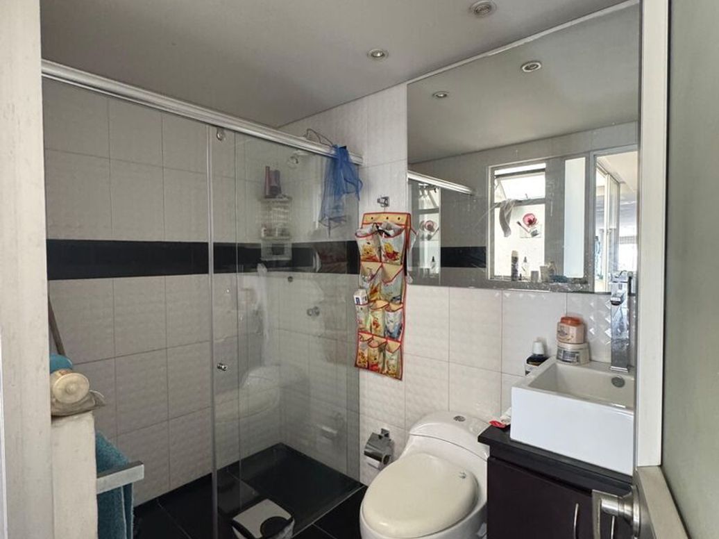 Casa de 10 alcobas en venta en Bonanza, Bogotá, 437 m² · foto 2 de 20