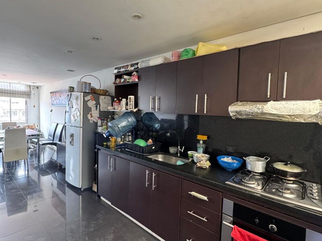Casa de 10 alcobas en venta en Bonanza, Bogotá, 437 m² · foto 3 de 20