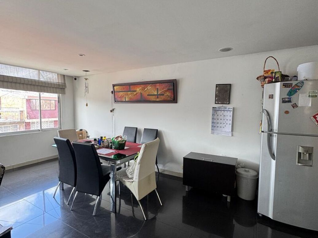 Casa de 10 alcobas en venta en Bonanza, Bogotá, 437 m² · foto 12 de 20