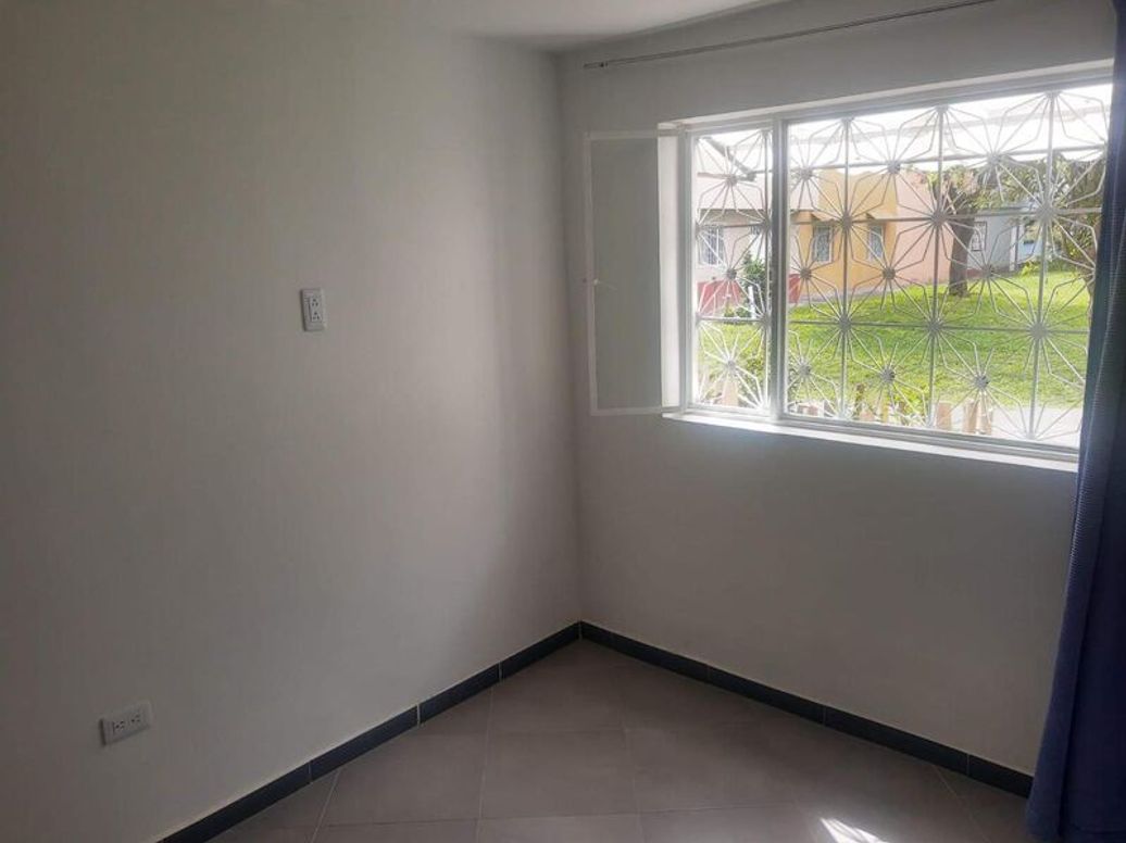Casa de 10 alcobas en venta en Bonanza, Bogotá, 437 m² · foto 15 de 20
