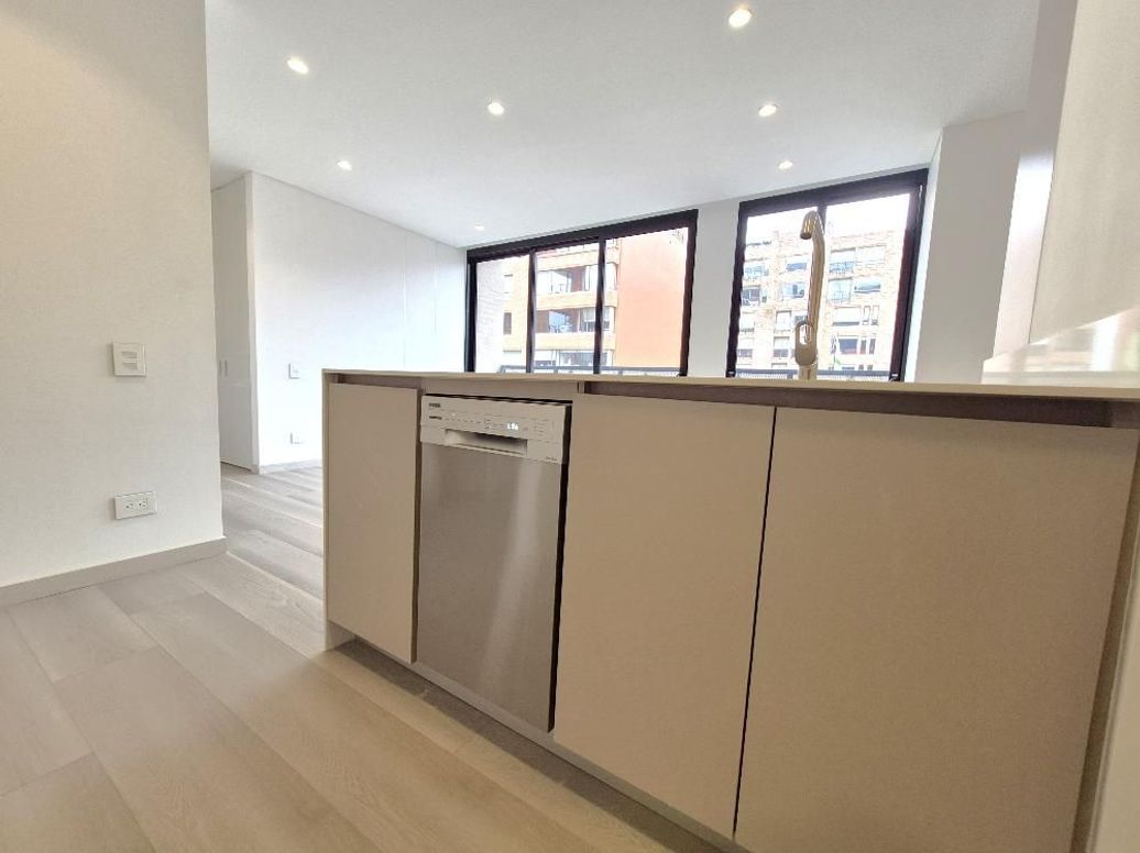 Apartamento de 2 alcobas en venta en Antiguo Country, Bogotá, 90 m² · foto 6 de 16
