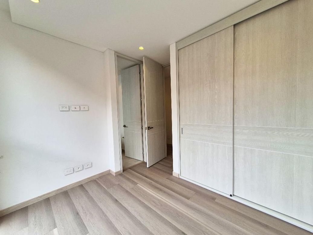 Apartamento de 2 alcobas en venta en Antiguo Country, Bogotá, 90 m² · foto 12 de 20