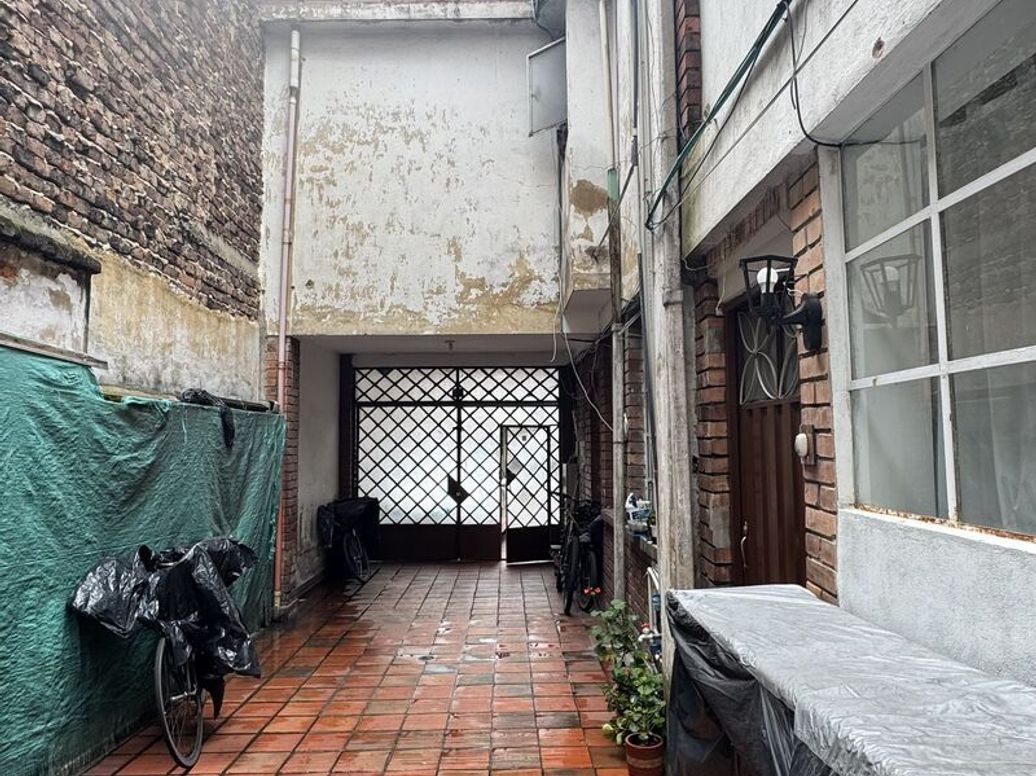 Casa de 6 alcobas en venta en Chapinero, Bogotá, 350 m² · foto 7 de 10