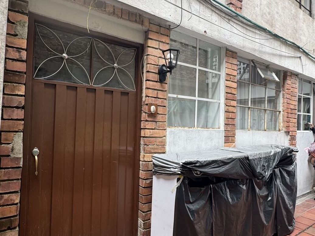 Casa de 6 alcobas en venta en Chapinero, Bogotá, 350 m² · foto 9 de 10