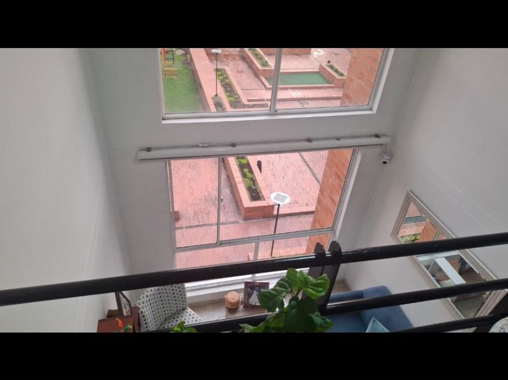 Apartamento de 3 alcobas en venta en Capellanía, Bogotá, 77 m² · foto 3 de 14
