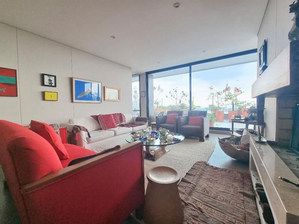 Apartamento de 3 alcobas en venta en Bellavista, Bogotá, 217 m² · foto 5 de 20
