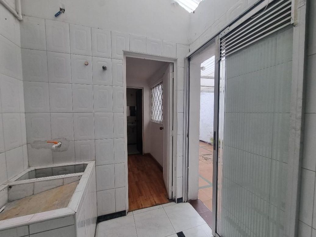 Casa de 3 alcobas en venta en Cedro Salazar, Bogotá, 195 m² · foto 6 de 20