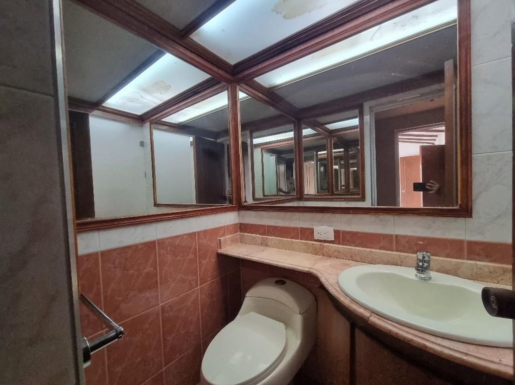 Casa de 3 alcobas en venta en Cedro Salazar, Bogotá, 195 m² · foto 19 de 20