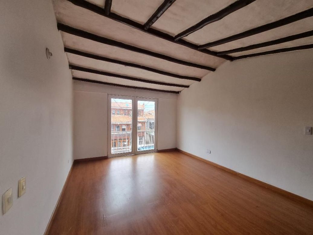 Casa de 3 alcobas en venta en Cedro Salazar, Bogotá, 195 m² · foto 17 de 20