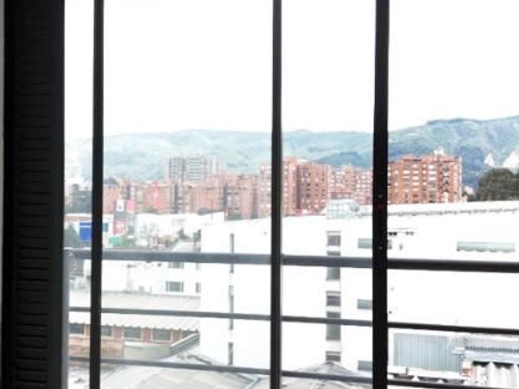 Apartamento de 2 alcobas en venta en Canódromo, Bogotá, 50 m² · foto 3 de 4