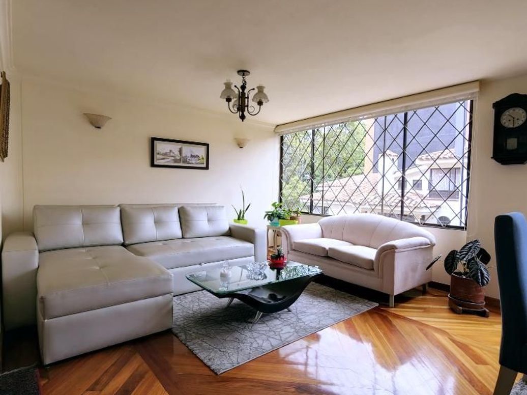 Apartamento de 3 alcobas en venta en Molinos Norte, Bogotá, 141 m² · foto 4 de 20