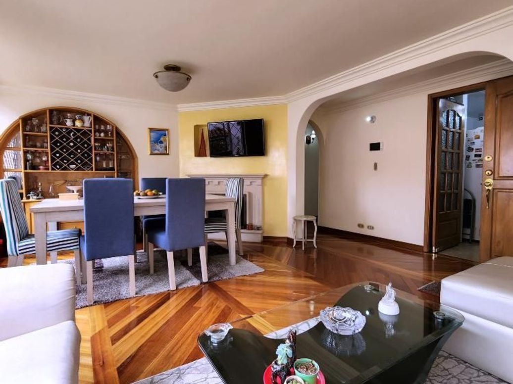 Apartamento de 3 alcobas en venta en Molinos Norte, Bogotá, 141 m² · foto 5 de 20