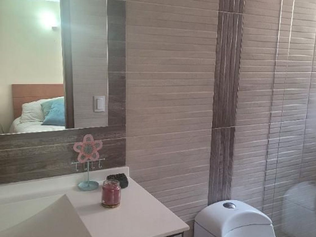 Casa de 5 alcobas en venta en San Patricio, Bogotá, 194 m² · foto 11 de 14