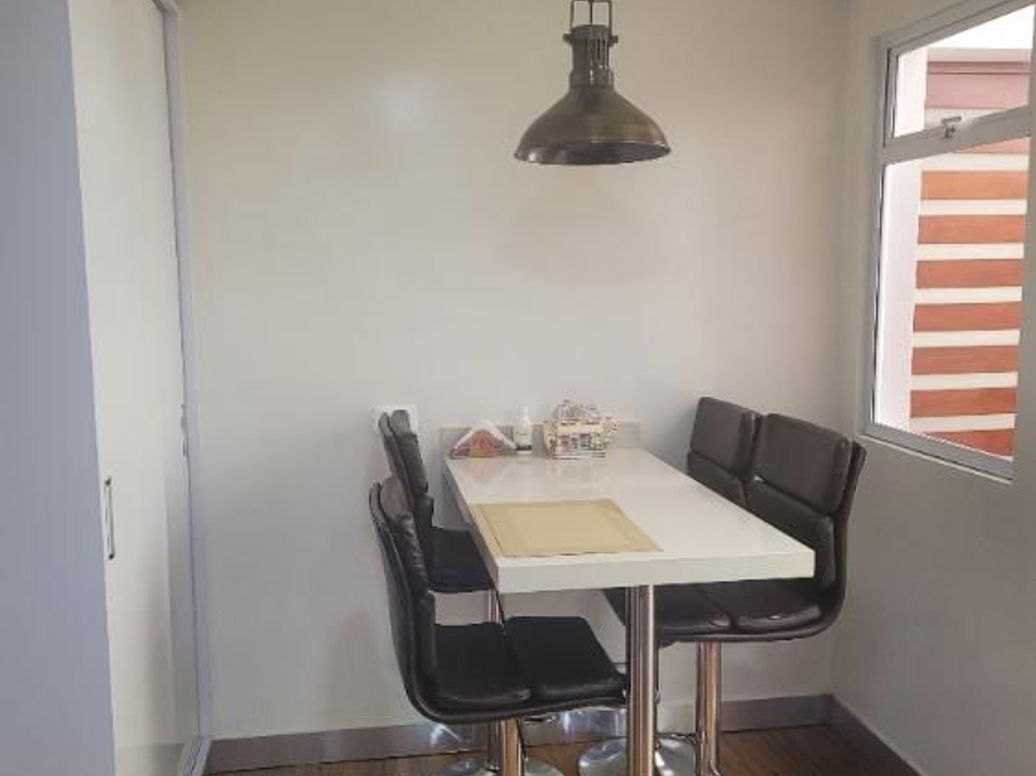 Casa de 5 alcobas en venta en San Patricio, Bogotá, 194 m² · foto 4 de 14