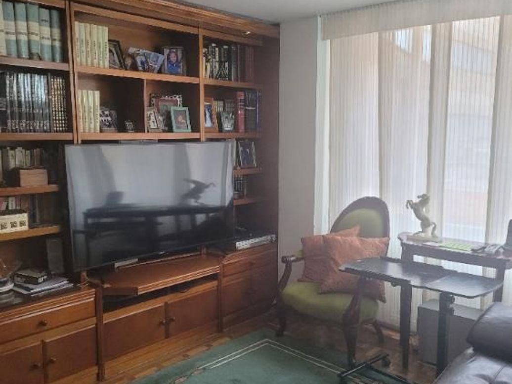 Casa de 5 alcobas en venta en San Patricio, Bogotá, 194 m² · foto 8 de 14