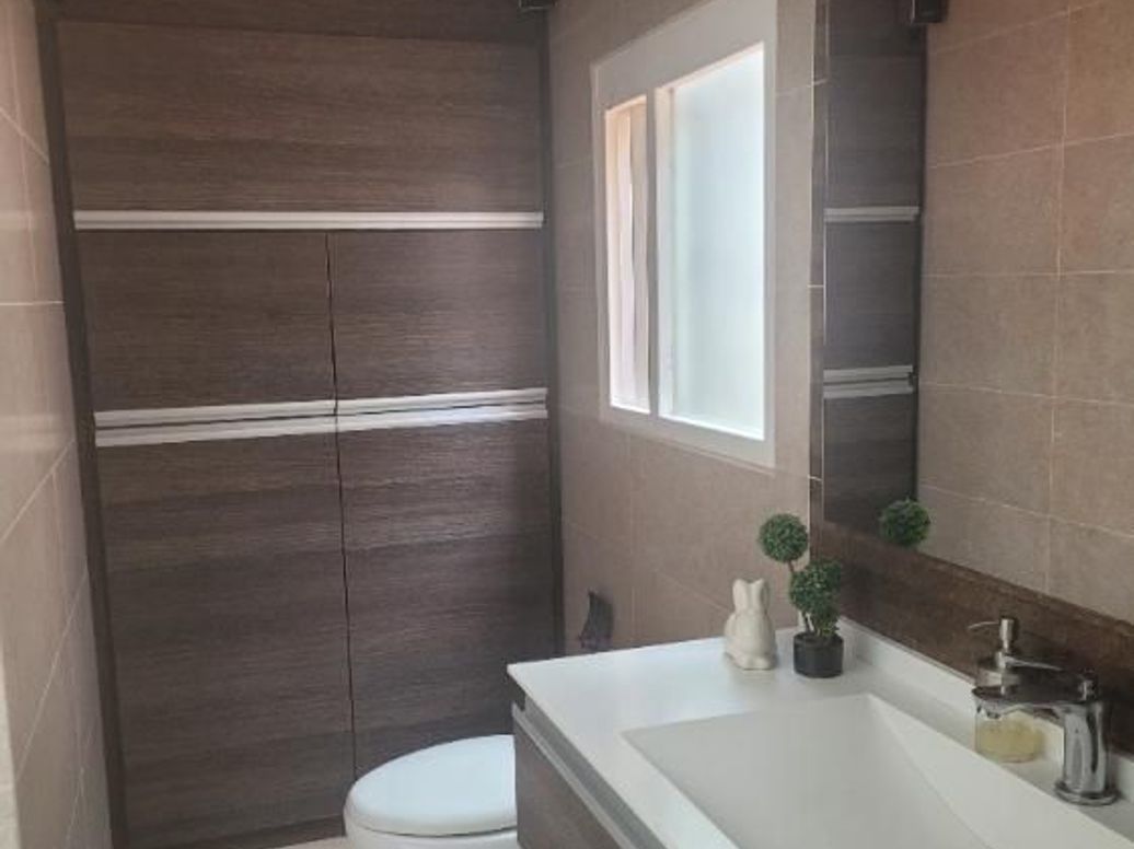 Casa de 5 alcobas en venta en San Patricio, Bogotá, 194 m² · foto 14 de 14