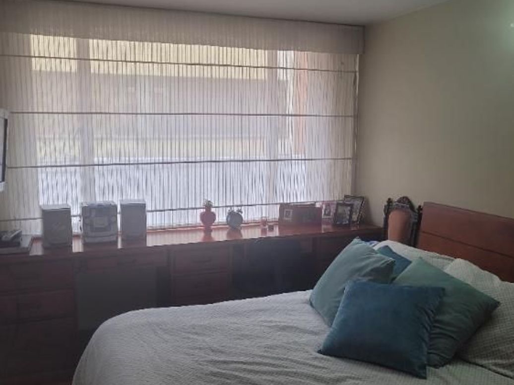Casa de 5 alcobas en venta en San Patricio, Bogotá, 194 m² · foto 10 de 14