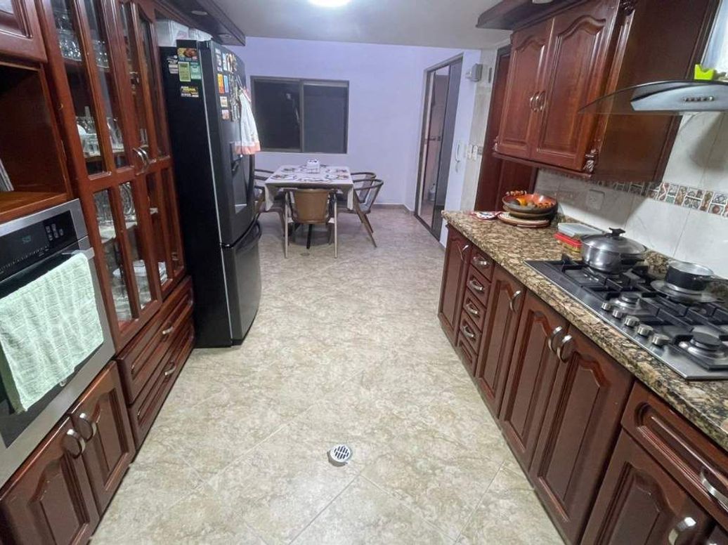 Casa de 4 alcobas en venta en Nicolas De Federman, Bogotá, 410 m² · foto 5 de 20