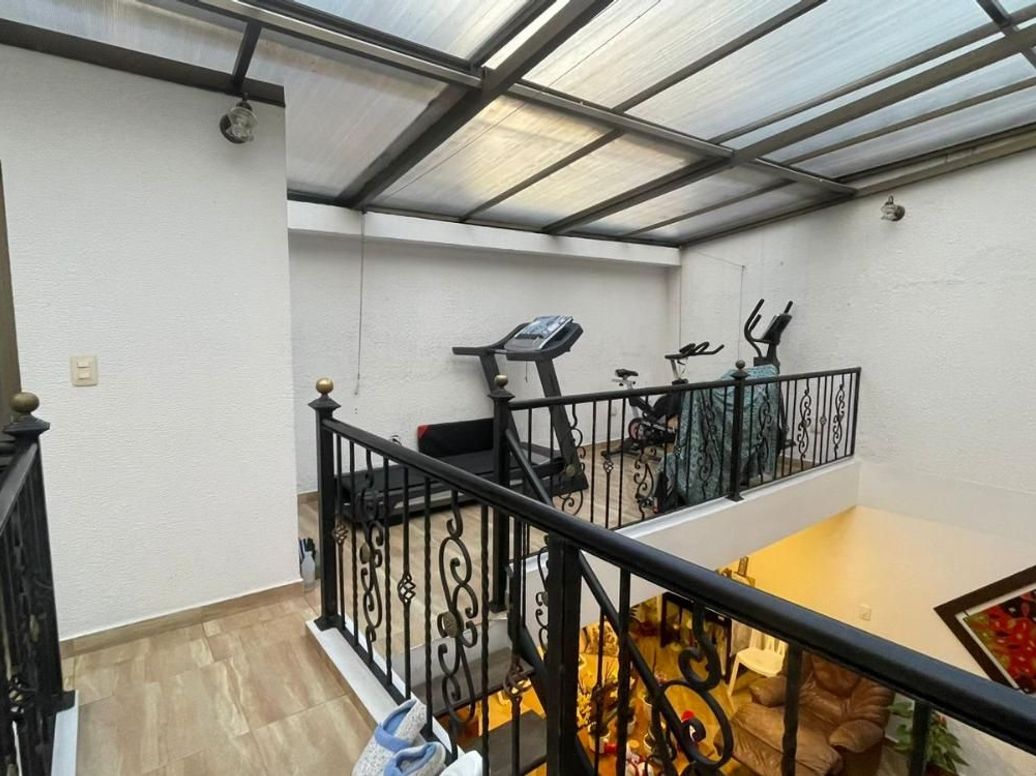 Casa de 4 alcobas en venta en Nicolas De Federman, Bogotá, 410 m² · foto 15 de 20