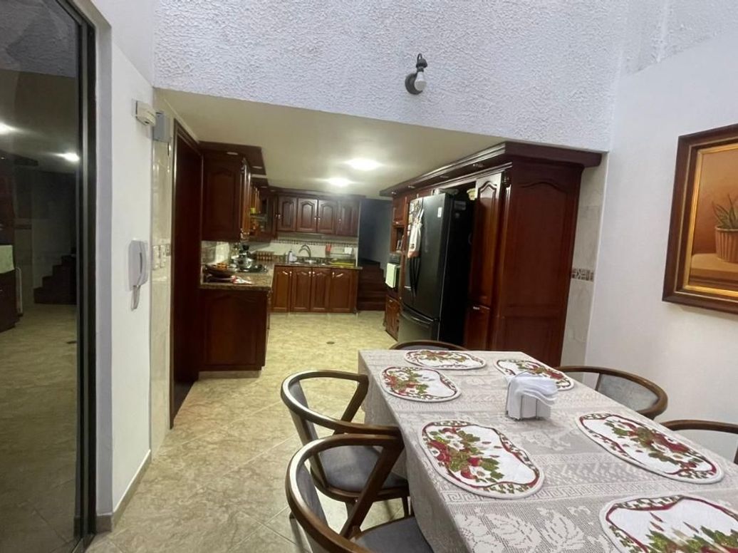 Casa de 4 alcobas en venta en Nicolas De Federman, Bogotá, 410 m² · foto 17 de 20