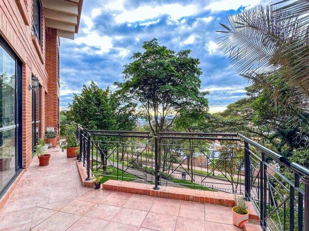 Apartamento de 4 alcobas en venta en Usaquén, Bogotá, 298 m² · foto 15 de 20