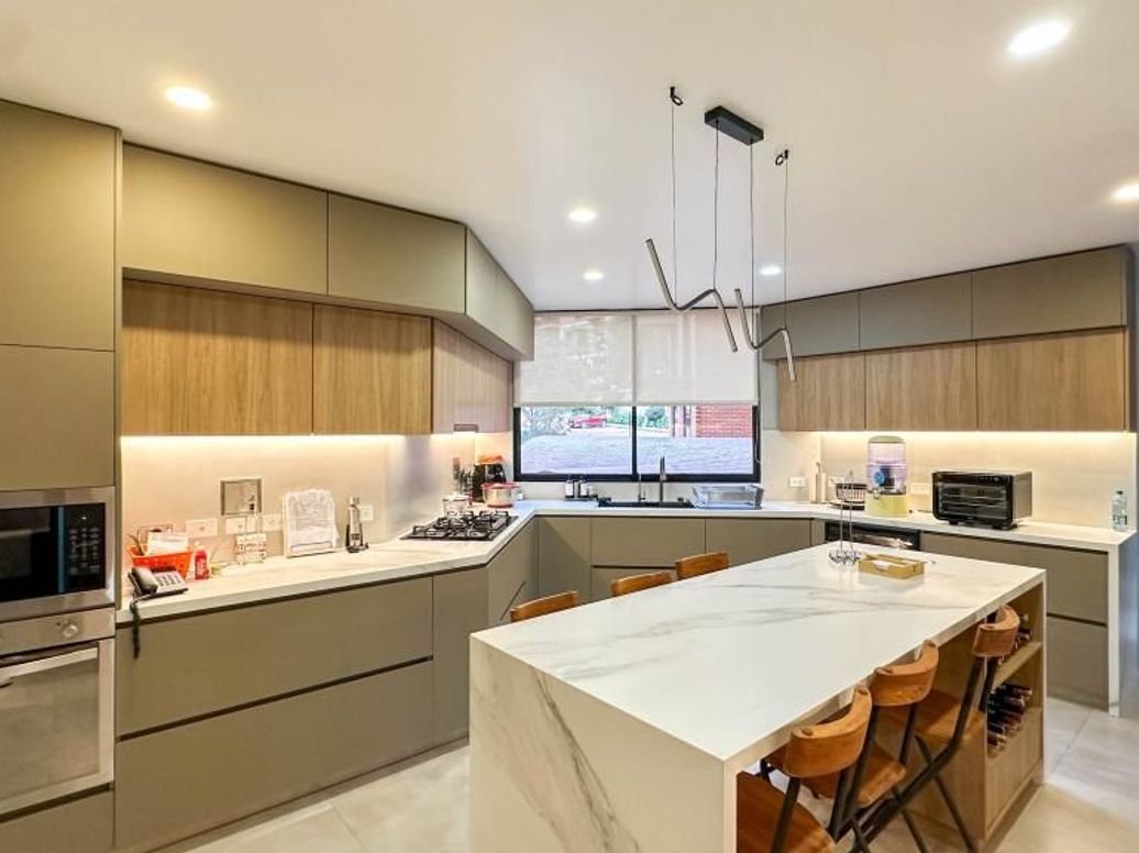 Apartamento de 4 alcobas en venta en Usaquén, Bogotá, 298 m² · foto 12 de 20