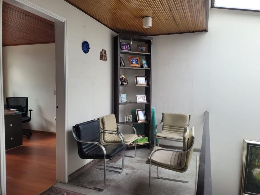 Casa de 4 alcobas en venta en Estoril, Bogotá, 243 m² · foto 8 de 12