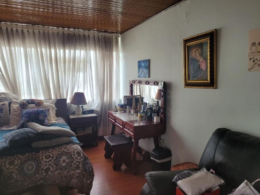 Casa de 4 alcobas en venta en Estoril, Bogotá, 243 m² · foto 7 de 12