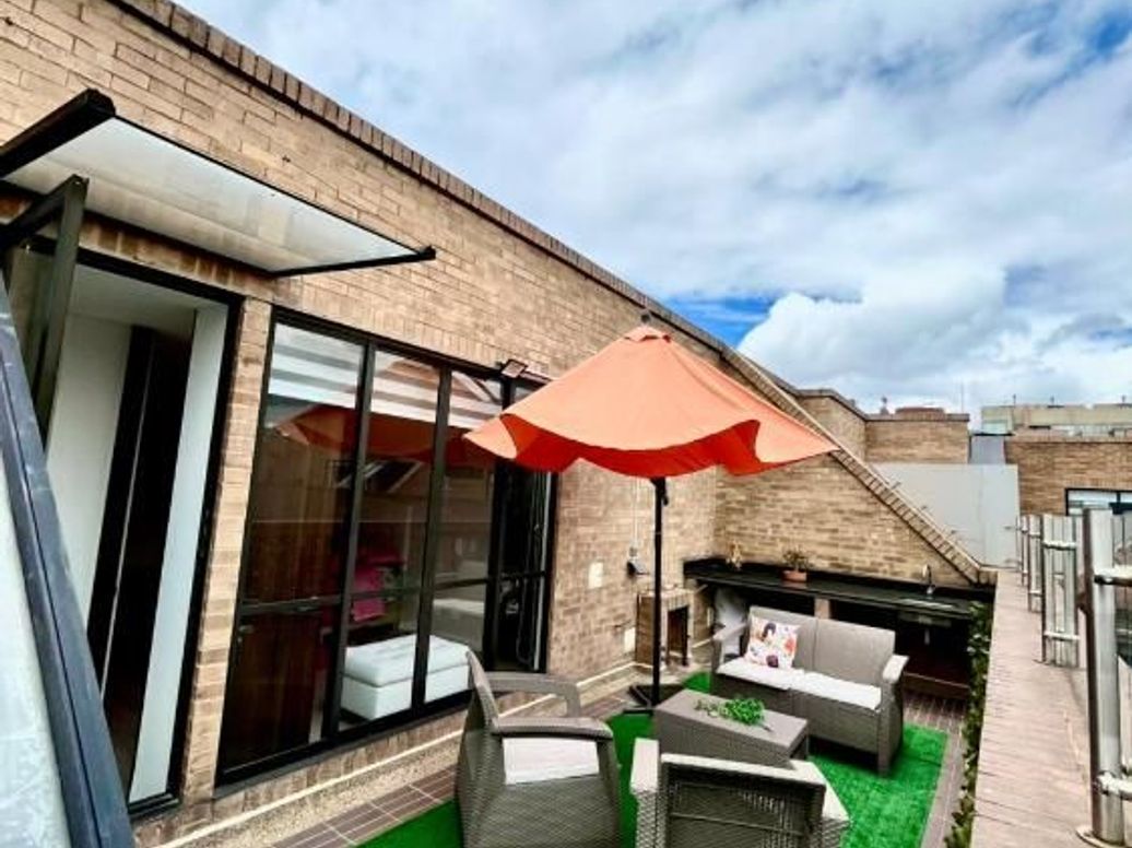 Apartamento de 3 alcobas en venta en Cantalejo, Bogotá, 139 m² · foto 2 de 20