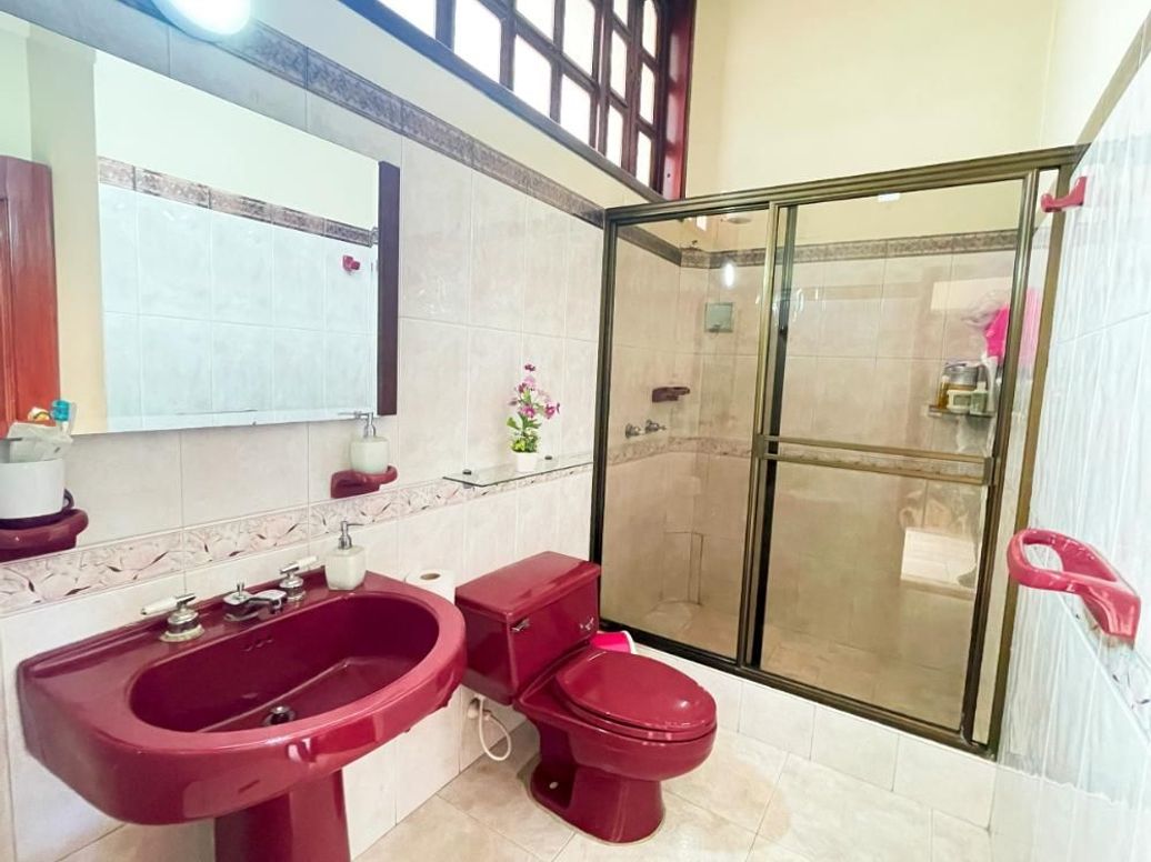 Casa de 6 alcobas en venta en El Rosario, Bogotá, 231 m² · foto 15 de 20