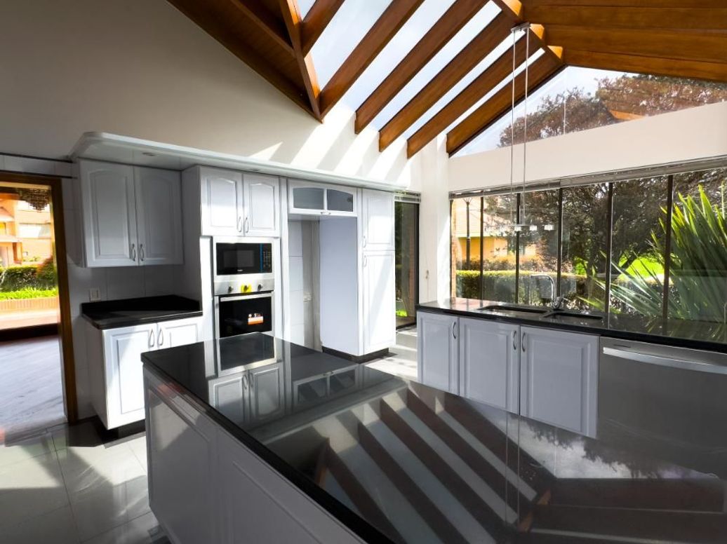 Casa de 4 alcobas en venta en Casa Blanca, Bogotá, 460 m² · foto 15 de 20