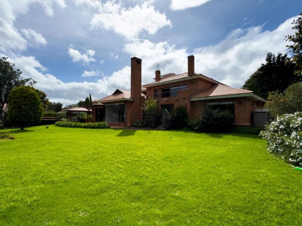 Casa de 4 alcobas en venta en Casa Blanca, Bogotá, 460 m² · foto 7 de 20