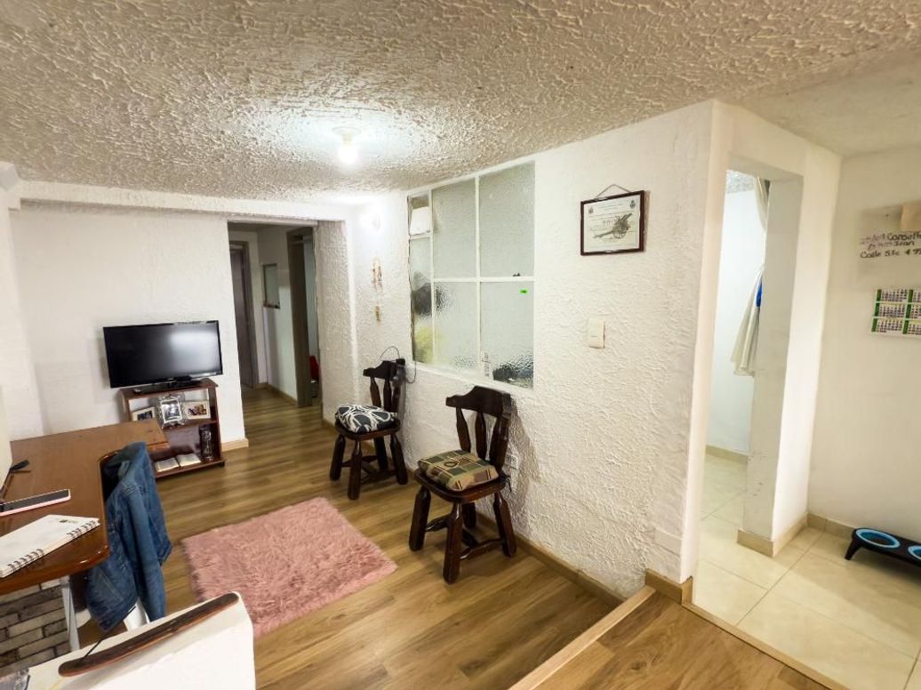 Casa de 6 alcobas en venta en Carvajal, Bogotá, 244 m² · foto 5 de 20