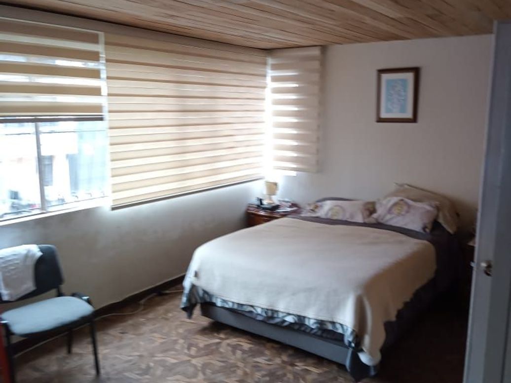 Casa de 4 alcobas en venta en Las Orquideas, Bogotá, 260 m² · foto 4 de 8