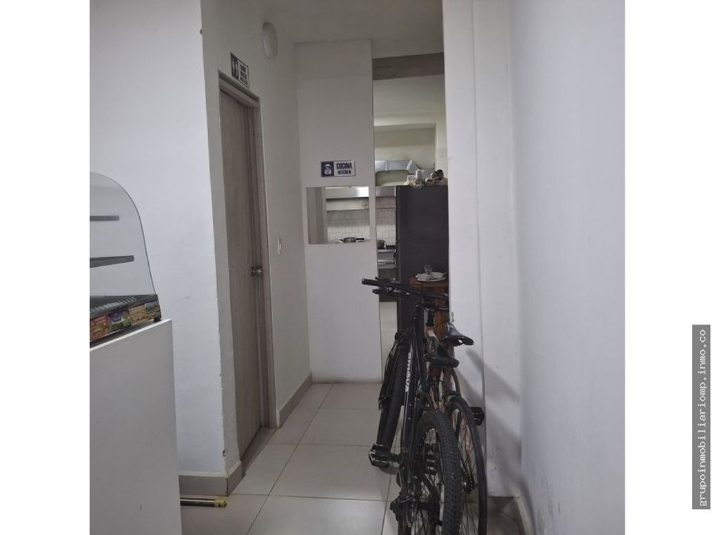 Casa de 6 alcobas en venta en Chapinero, Bogotá, 490 m² · foto 3 de 20