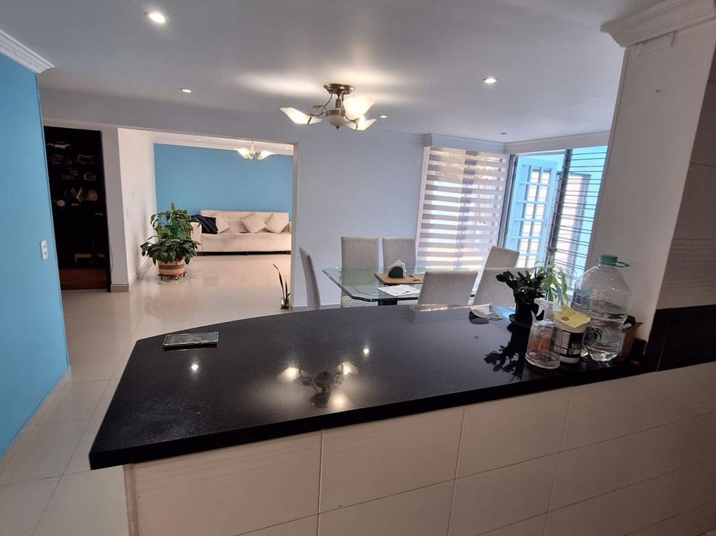 Casa de 3 alcobas en venta en Estrella Del Norte, Bogotá, 157 m² · foto 10 de 20
