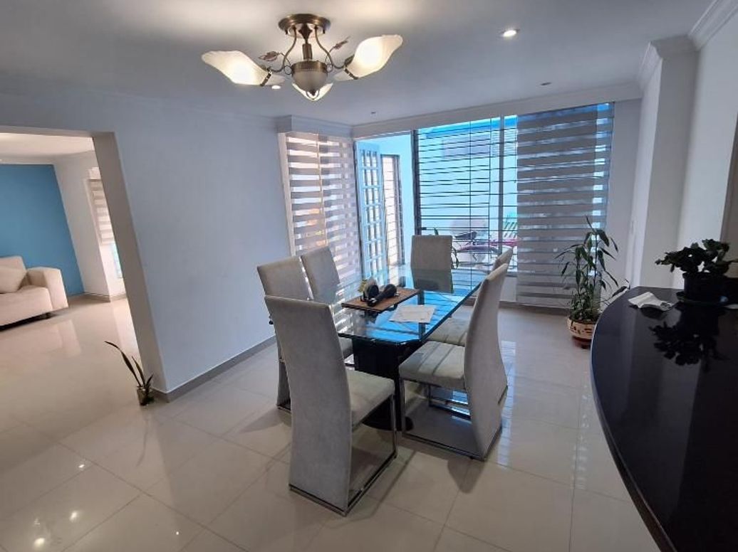 Casa de 3 alcobas en venta en Estrella Del Norte, Bogotá, 157 m² · foto 6 de 20