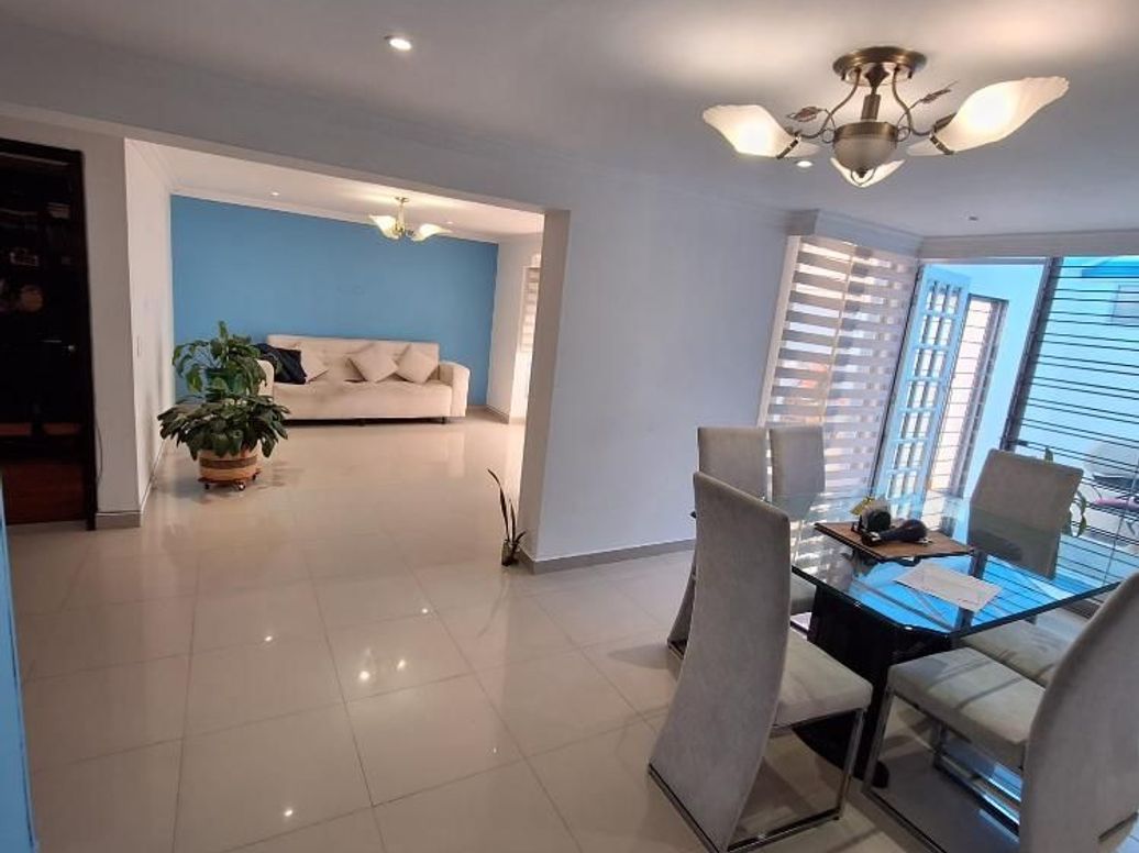 Casa de 3 alcobas en venta en Estrella Del Norte, Bogotá, 157 m² · foto 7 de 20