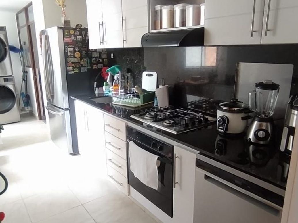 Apartamento de 3 alcobas en venta en Cr Versalles, Bogotá, 130 m² · foto 9 de 20