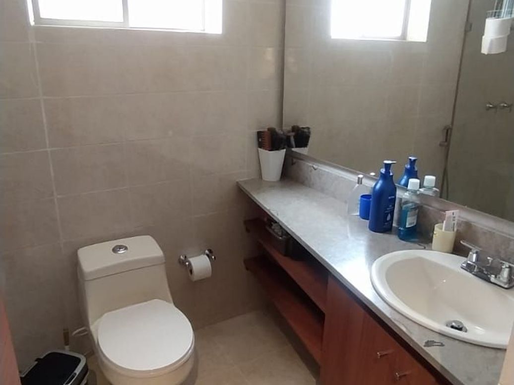 Apartamento de 3 alcobas en venta en Cr Versalles, Bogotá, 130 m² · foto 16 de 20