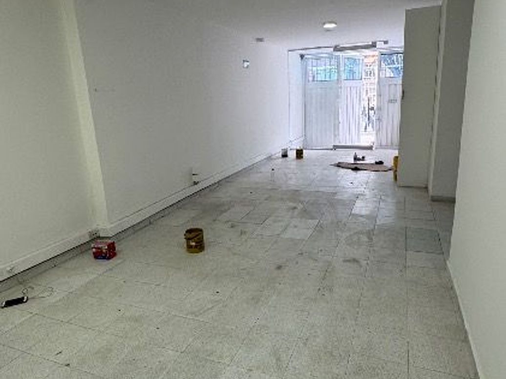 Casa de 6 alcobas en venta en San Felipe, Bogotá, 337 m² · foto 3 de 12