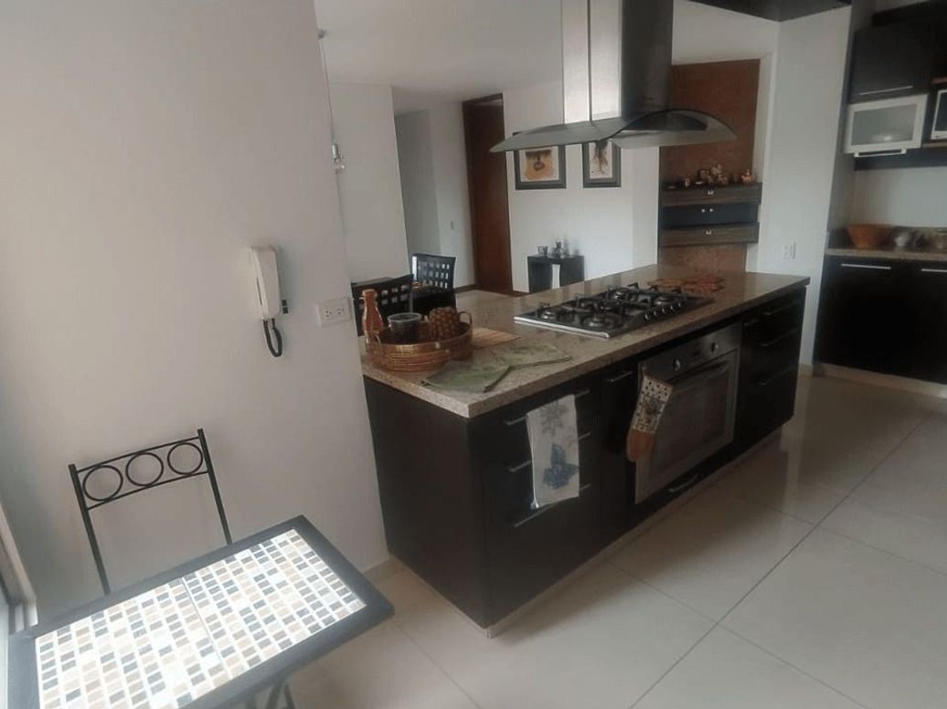 Apartamento de 4 alcobas en venta en Atenas, Bogotá, 200 m² · foto 12 de 20