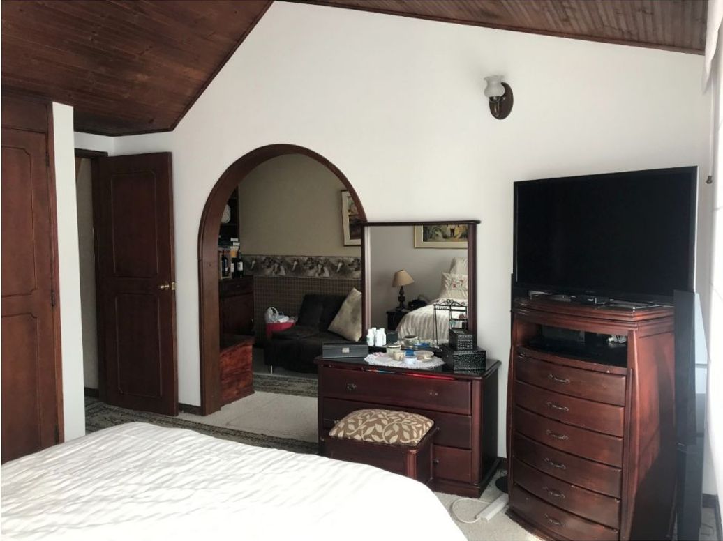 Casa de 4 alcobas en venta en Puente Largo, Bogotá, 400 m² · foto 14 de 20