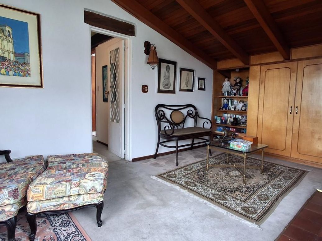 Casa de 5 alcobas en venta en Tuna Alta, Bogotá, 460 m² · foto 10 de 20
