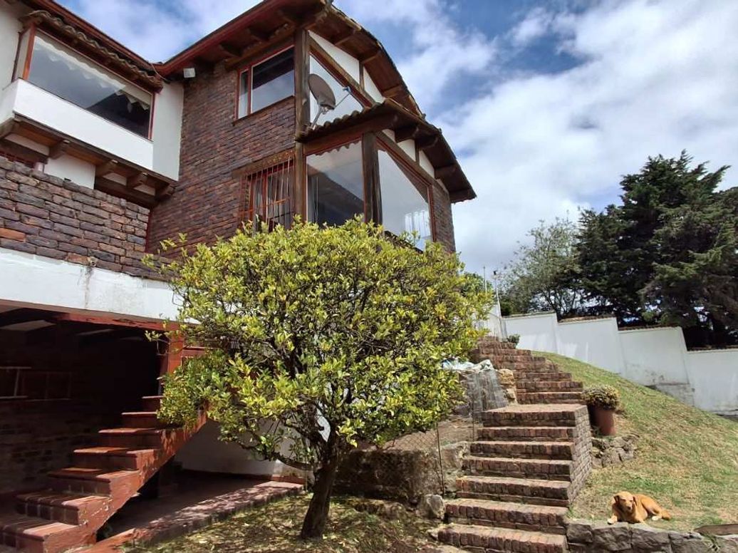 Casa de 5 alcobas en venta en Tuna Alta, Bogotá, 460 m² · foto 4 de 20