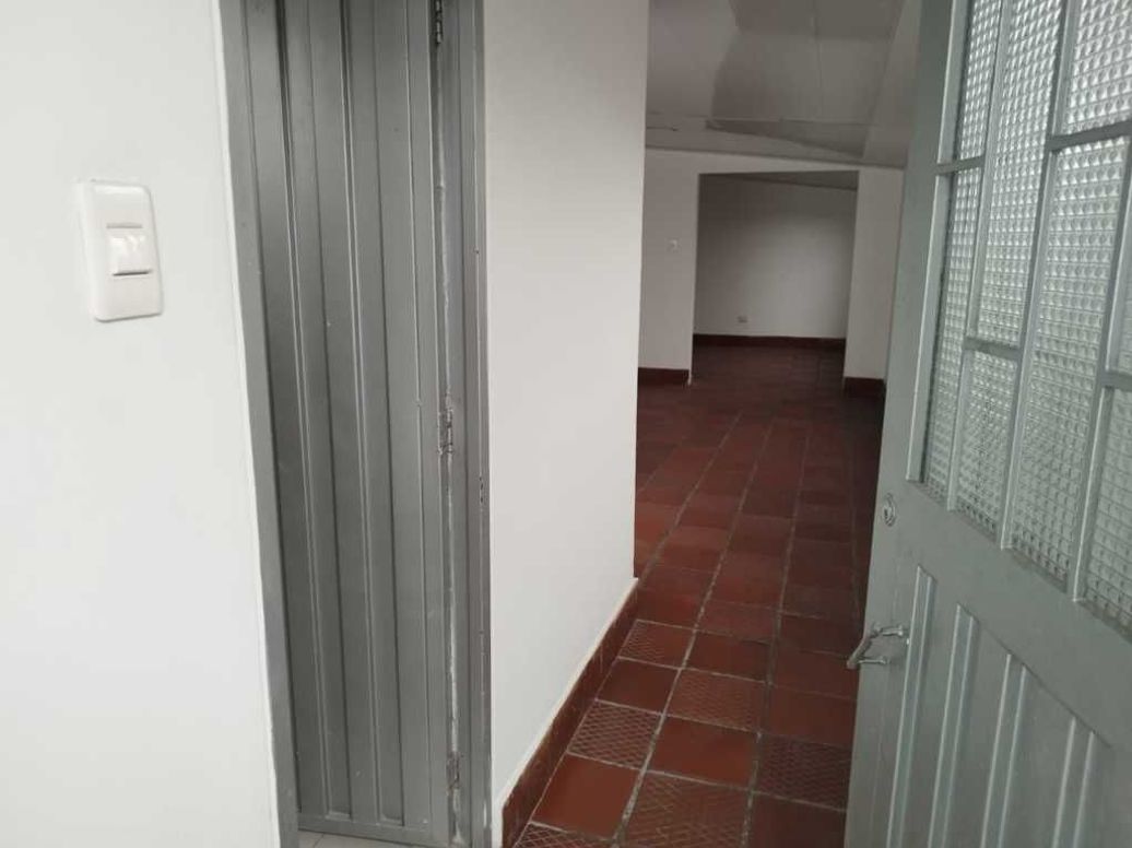 Casa de 4 alcobas en venta en Julio Florez, Bogotá, 285 m² · foto 17 de 20