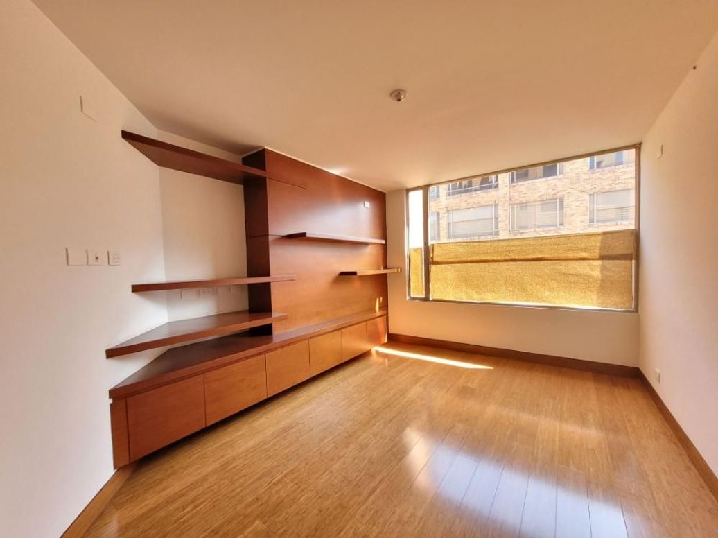 Apartamento de 3 alcobas en venta en Pelodo Del Contry, Bogotá, 268 m² · foto 9 de 20
