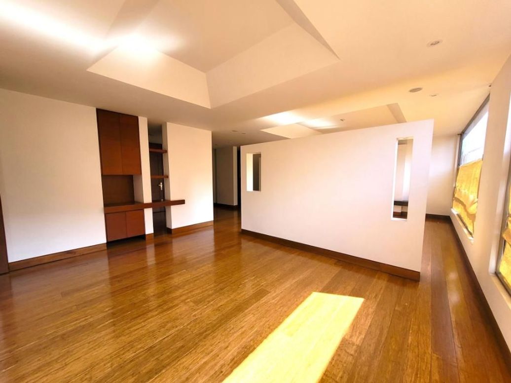 Apartamento de 3 alcobas en venta en Pelodo Del Contry, Bogotá, 268 m² · foto 5 de 20