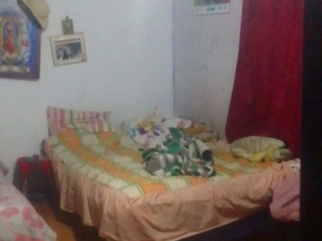 Casa de 6 alcobas en venta en El Salitre, Bogotá, 180 m² · foto 3 de 14